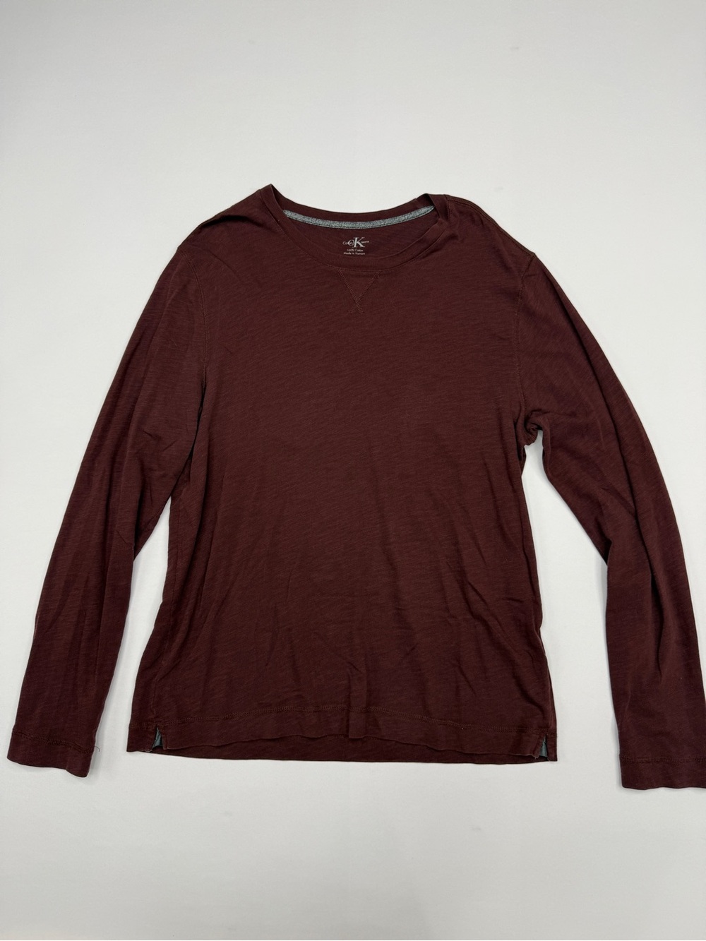 Calvin Klein Jeans Men's Long Sleeve Crewneck Burgundy Large